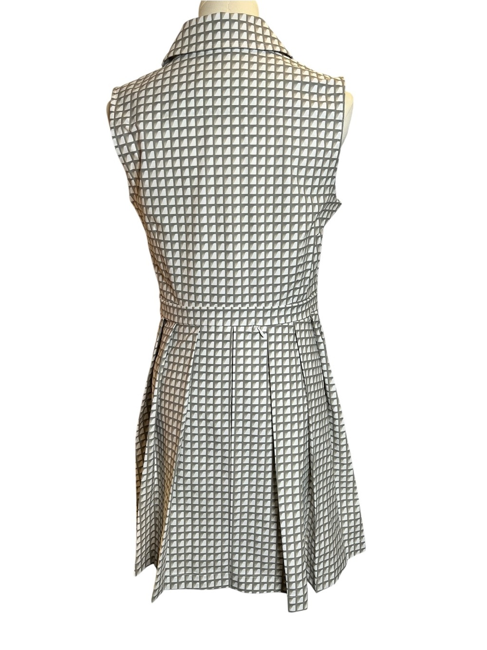 Tory Burch Stretch Golf Pleated Shirt Dress in Grey Gradient Gingham Size 6 - Picture 6 of 15